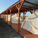 אוהל מפואר Meme Glamping *