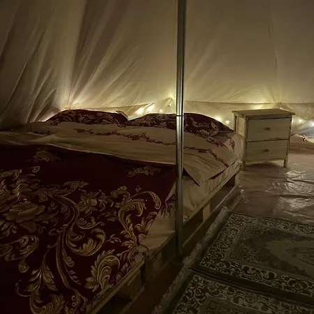 Meme Glamping Luxussátor Corbu