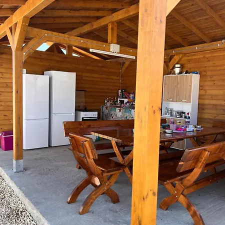 Meme Glamping Luxussátor Corbu