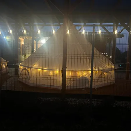 Meme Glamping Luxe tent