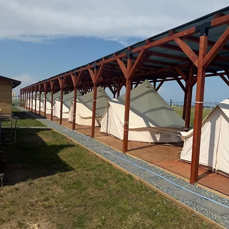 Meme Glamping * Corbu