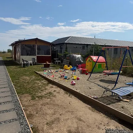 Meme Glamping *